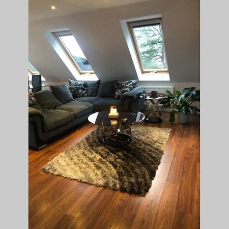 Struan Coach House In Gated Residence Stirling Eksteriør bilde