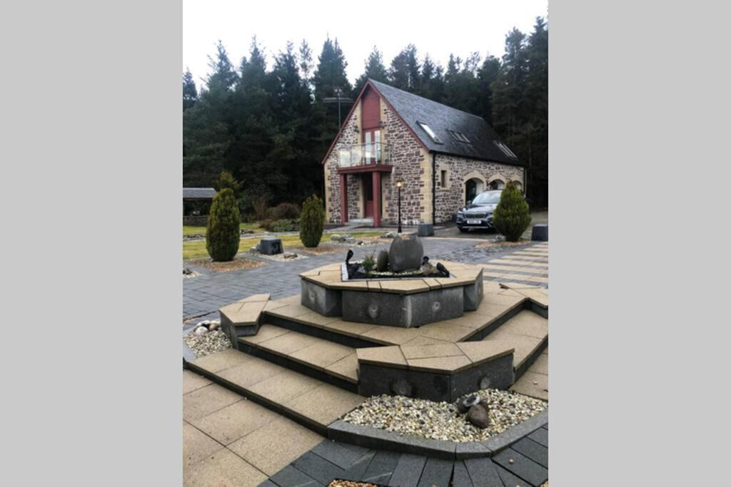 Struan Coach House In Gated Residence Stirling Eksteriør bilde